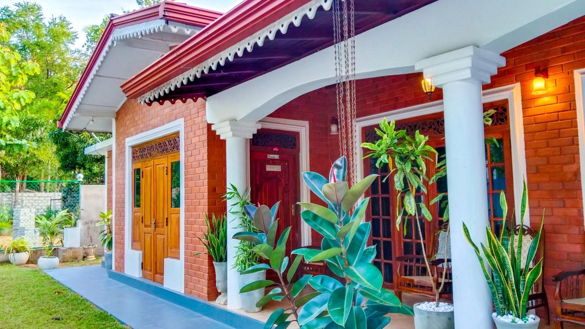 Sigiri Thilanka Rest Sigiriya Hotel Exterior photo