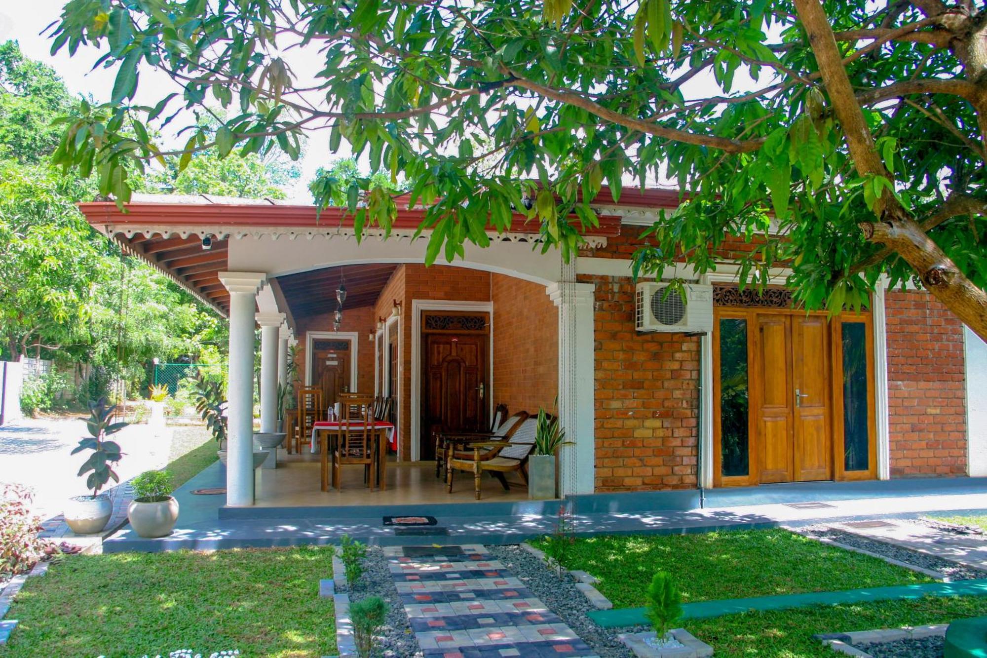 Sigiri Thilanka Rest Sigiriya Hotel Exterior photo