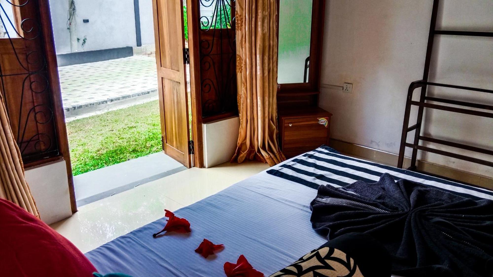 Sigiri Thilanka Rest Sigiriya Hotel Exterior photo